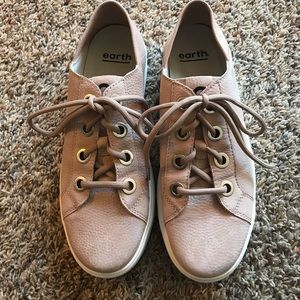 Earth Blush Tennis Shoes